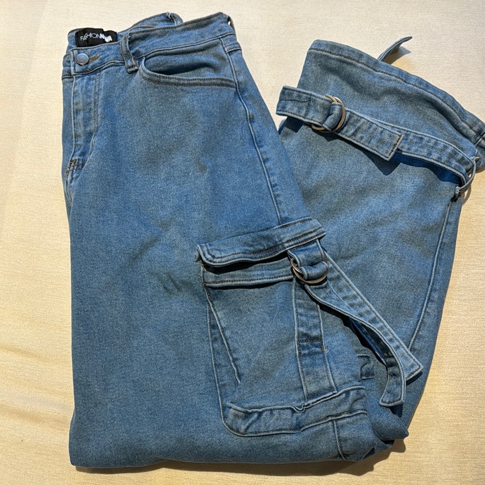 Blue cargo Jeans with straps